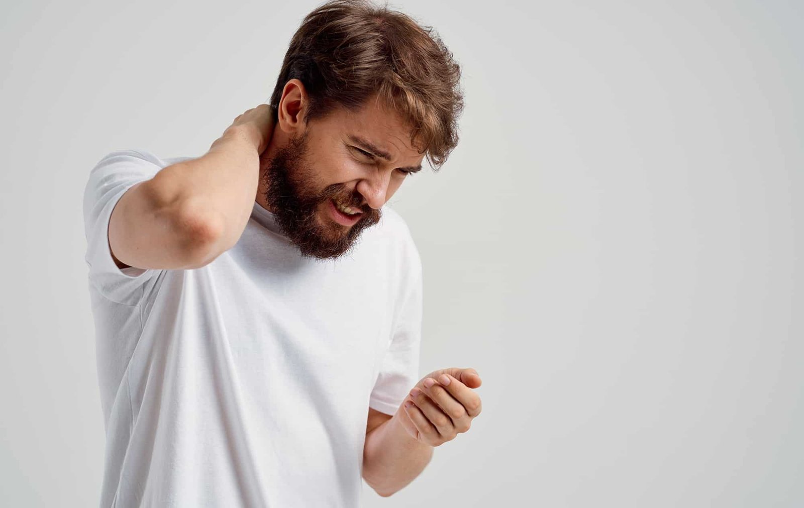 neck pain | Delray Disc and Spine | Dr. Louis Miller